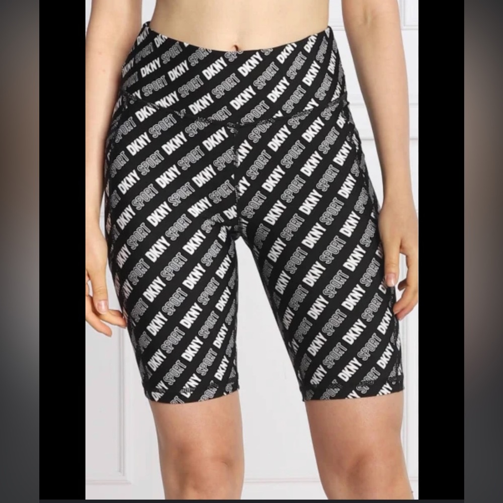 DKNY NWT High-waisted Sports Shorts -size Small